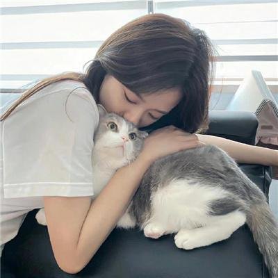 她真漂亮